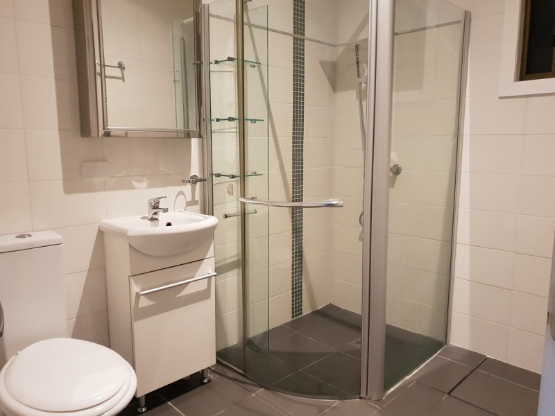 16 McLeod Street, Highland Park QLD 4211