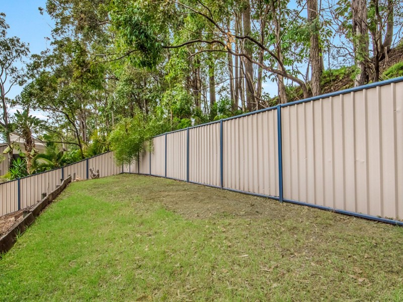30 Foothill Street, Elanora QLD 4221