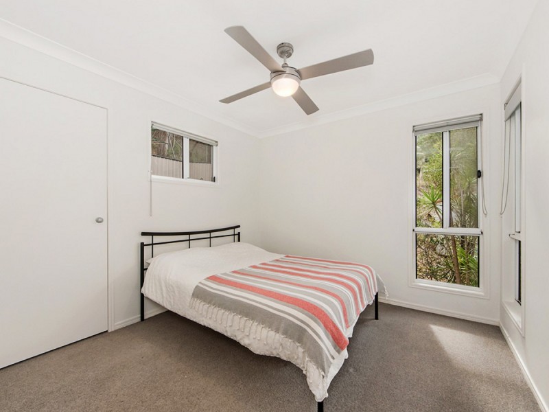 30 Foothill Street, Elanora QLD 4221