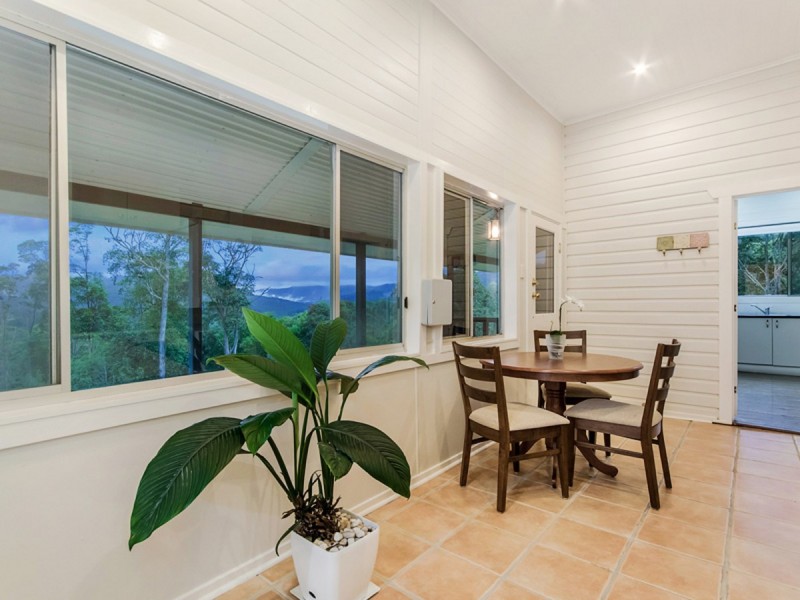 828 Tallebudgera Creek Road, Tallebudgera Valley QLD 4228