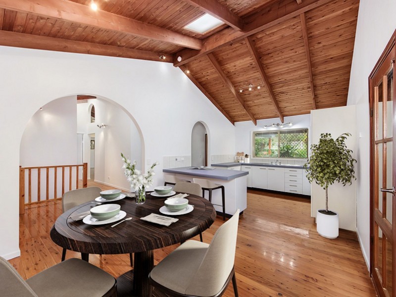 8 Coorabin Court, Tallebudgera QLD 4228