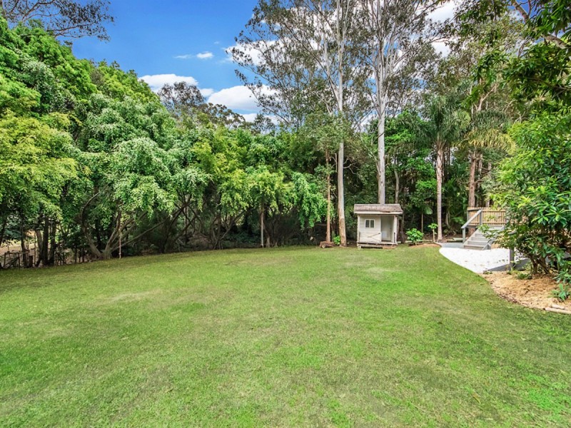 8 Coorabin Court, Tallebudgera QLD 4228