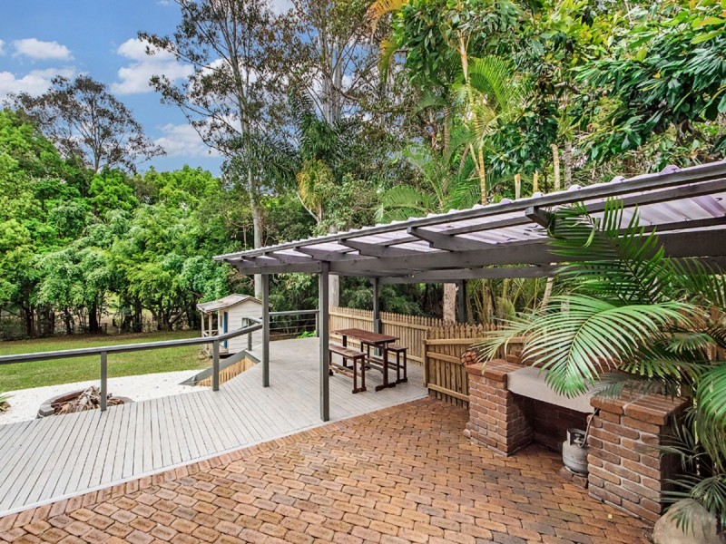 8 Coorabin Court, Tallebudgera QLD 4228