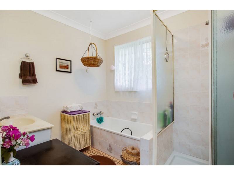 12 Nancy Yaun Court, Worongary QLD 4213