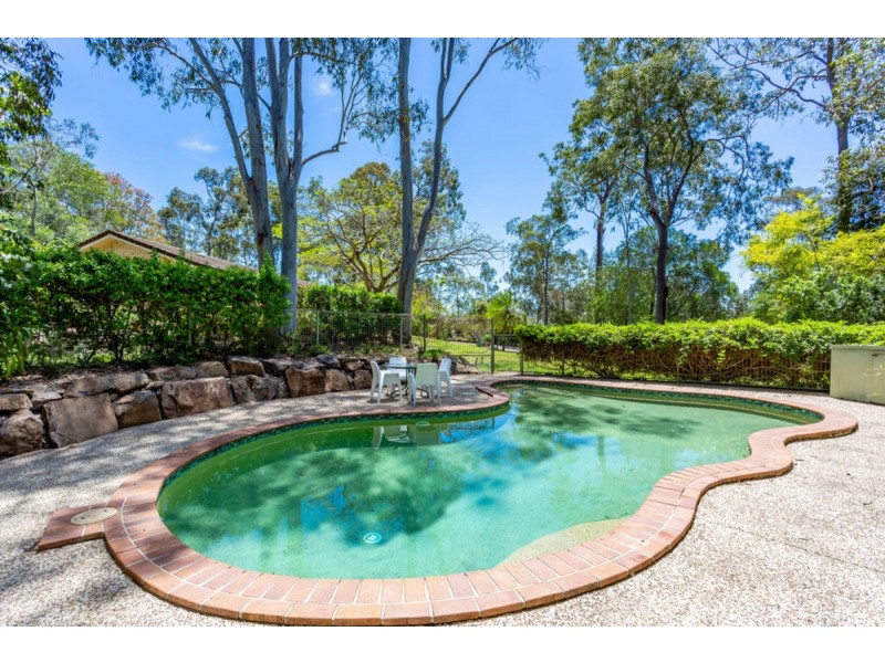 16 Woodvale Drive, Tallai QLD 4213