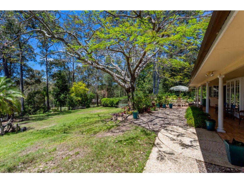 16 Woodvale Drive, Tallai QLD 4213
