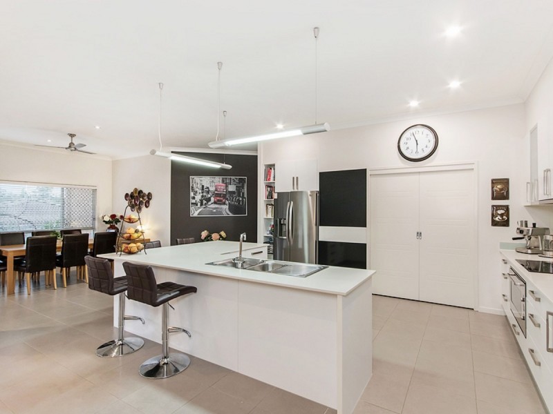 9 Rustyplum Court, Reedy Creek QLD 4227