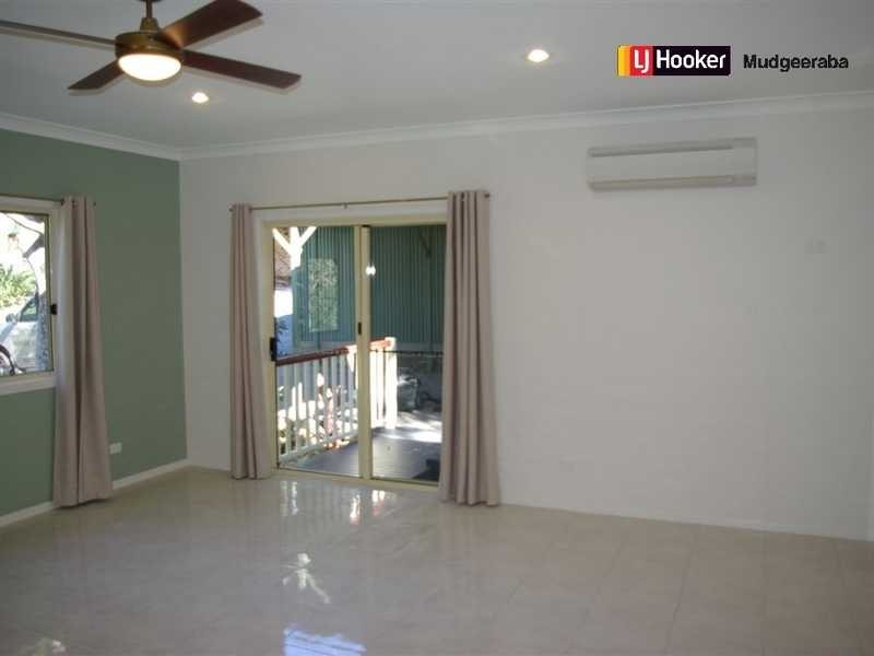 20A Leyshon Crt, Bonogin QLD 4213