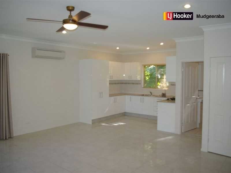 20A Leyshon Crt, Bonogin QLD 4213