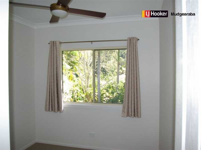 20A Leyshon Crt, Bonogin QLD 4213