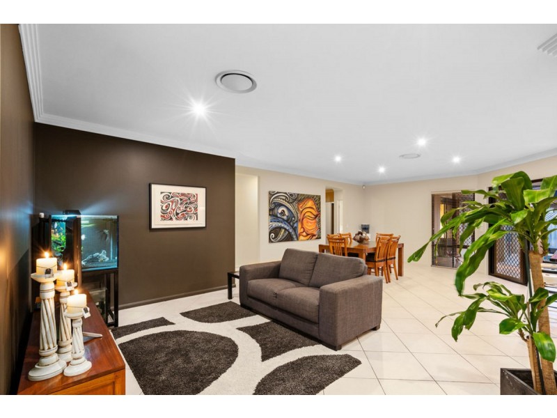 44 Lancewood Circuit, Robina QLD 4226