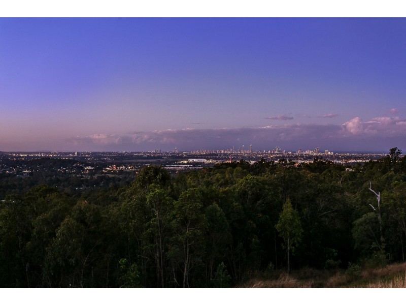 121 Strawberry Road, Bonogin QLD 4213