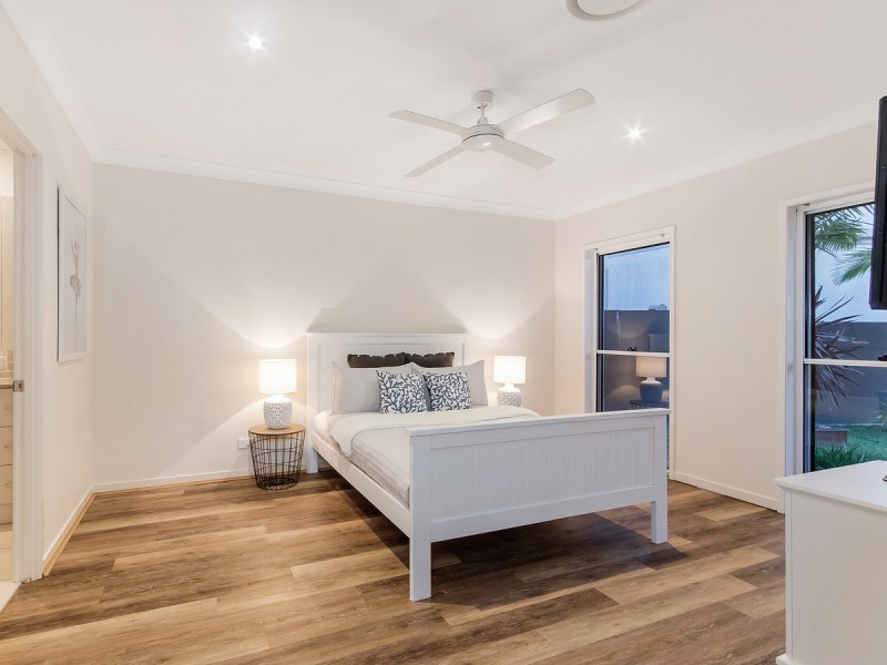 25 Southern Skies Avenue, Reedy Creek QLD 4227