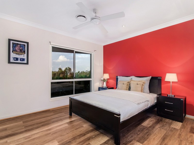 25 Southern Skies Avenue, Reedy Creek QLD 4227