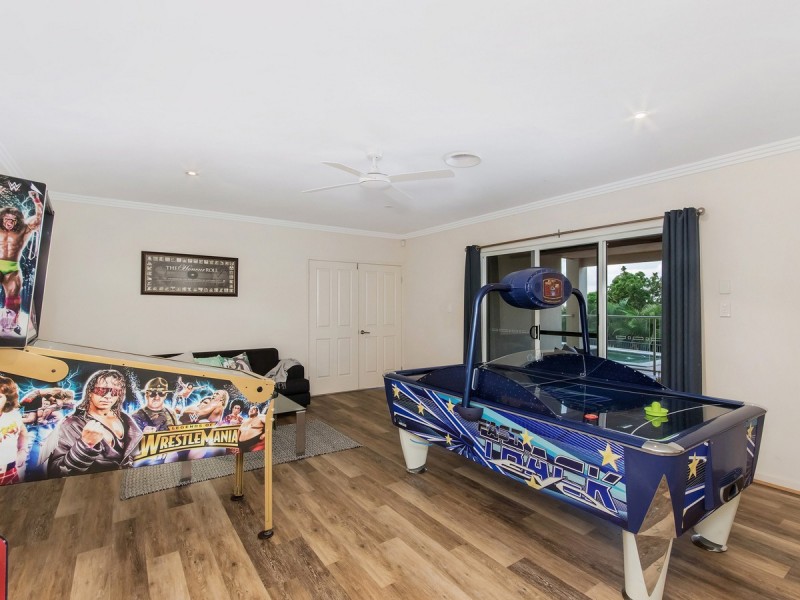 25 Southern Skies Avenue, Reedy Creek QLD 4227