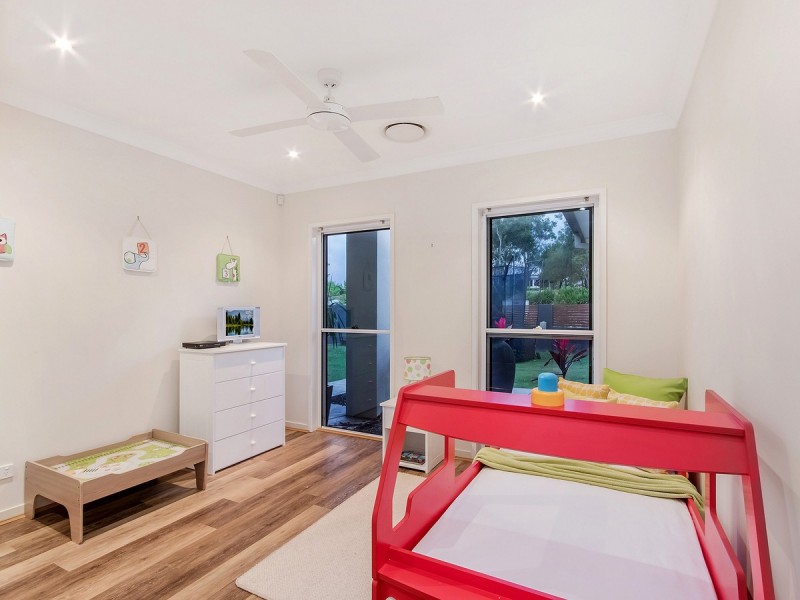 25 Southern Skies Avenue, Reedy Creek QLD 4227