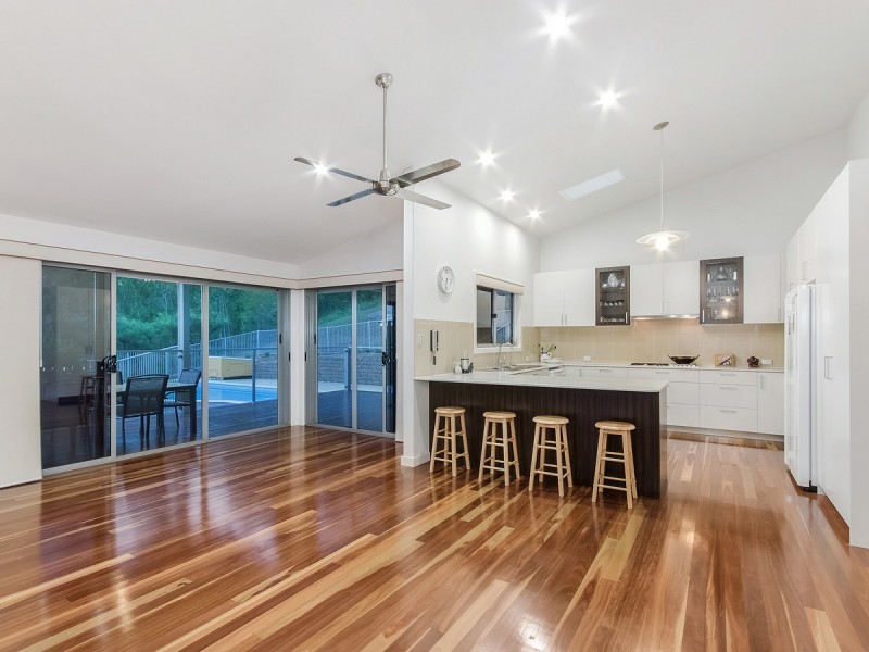 18 Mary Bale Drive, Tallebudgera QLD 4228