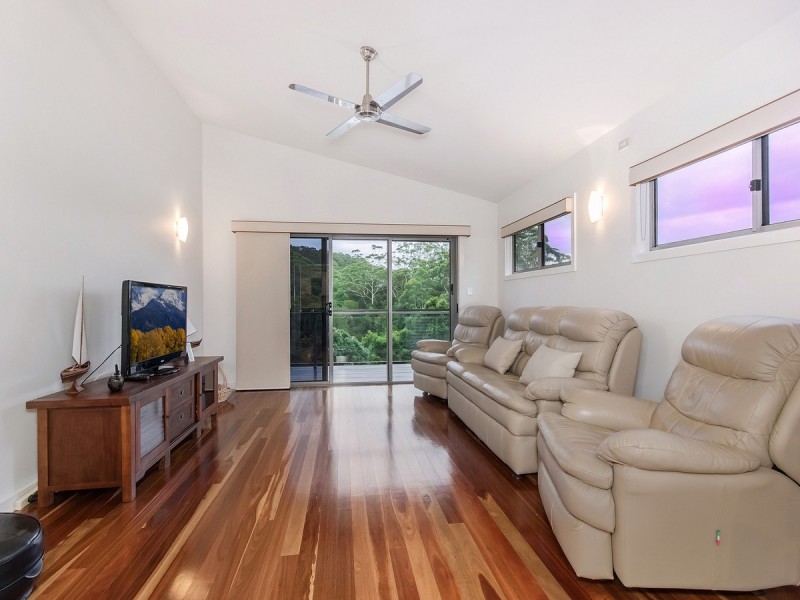 18 Mary Bale Drive, Tallebudgera QLD 4228