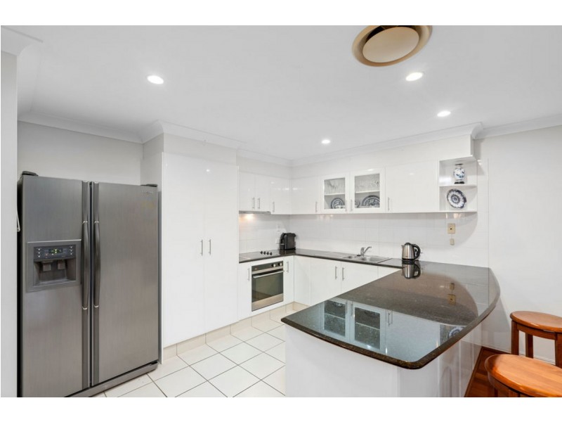 23/2 Ridgeline Way, Highland Park QLD 4211