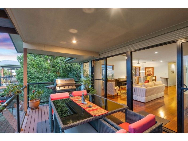 23/2 Ridgeline Way, Highland Park QLD 4211