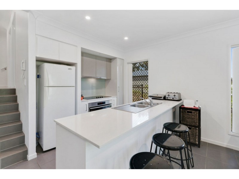 63 Lancashire Drive, Mudgeeraba QLD 4213