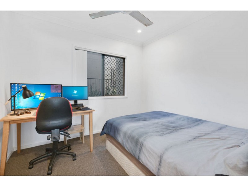 63 Lancashire Drive, Mudgeeraba QLD 4213