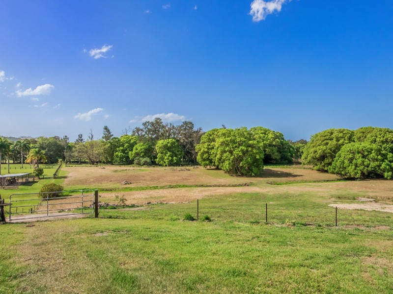 53 KOOMBAHLA Drive, Tallebudgera QLD 4228