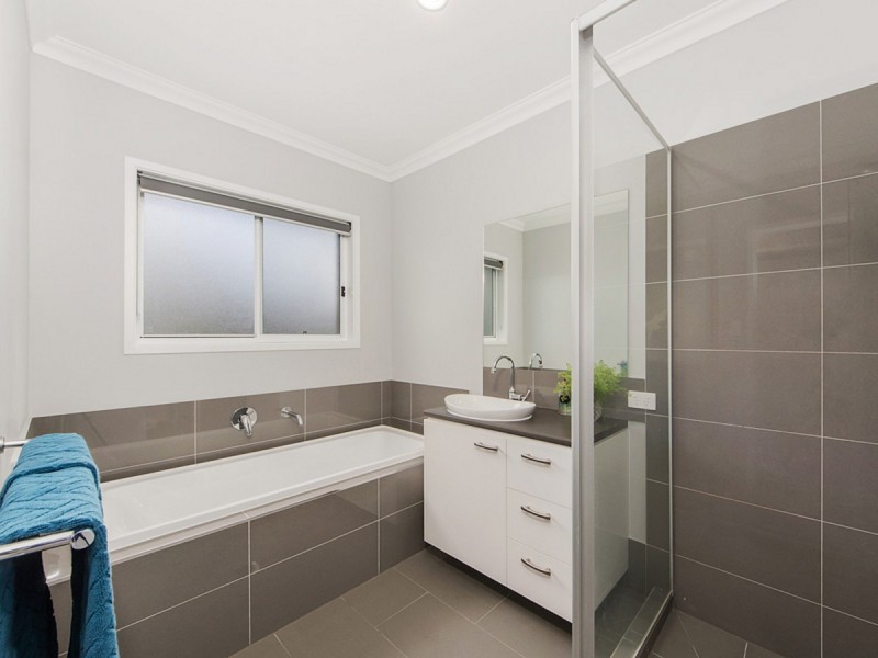 12 Eden Circuit, Reedy Creek QLD 4227