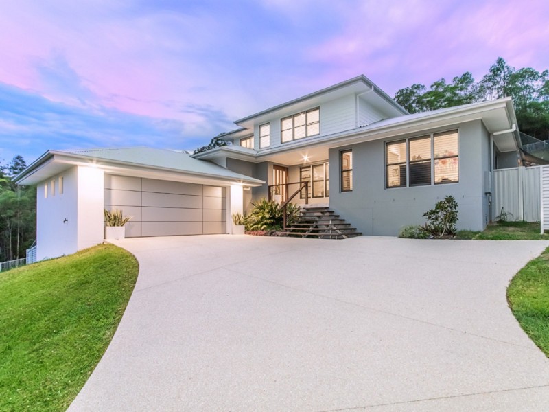 32 Kingcrest Drive, Reedy Creek QLD 4227