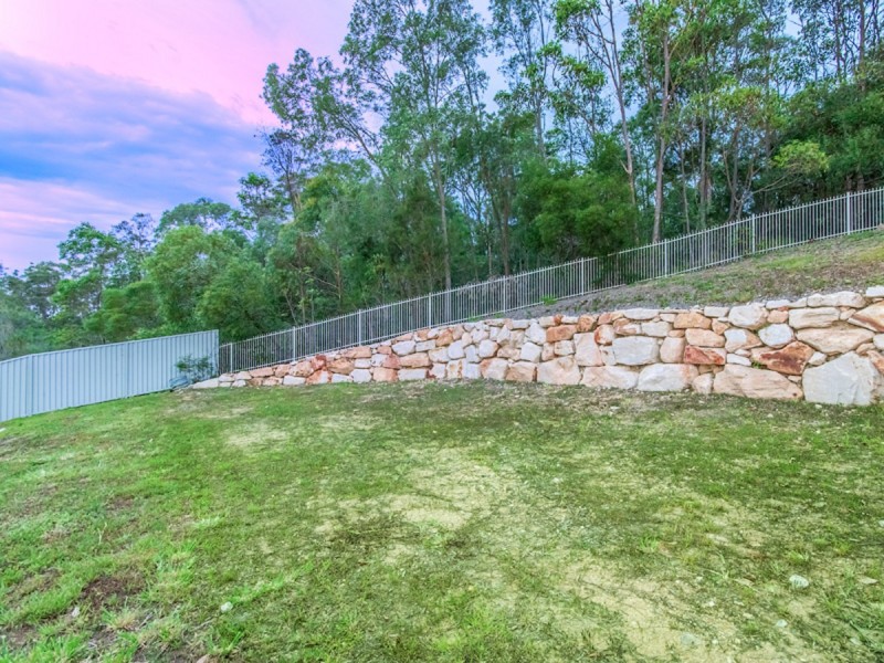 32 Kingcrest Drive, Reedy Creek QLD 4227