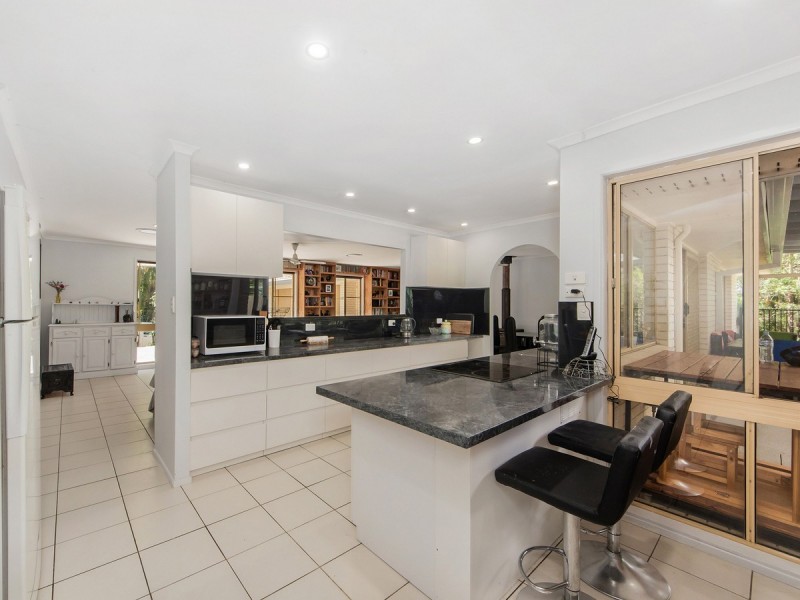 42 Koombahla Drive, Tallebudgera QLD 4228