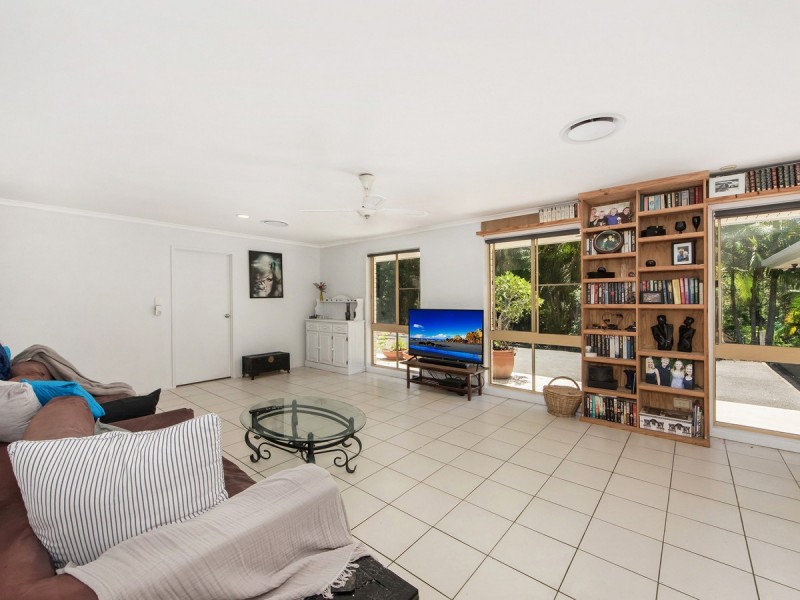 42 Koombahla Drive, Tallebudgera QLD 4228