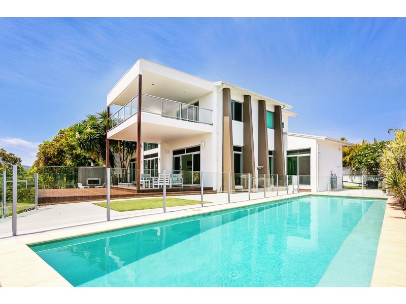 68 Strawberry Road, Mudgeeraba QLD 4213