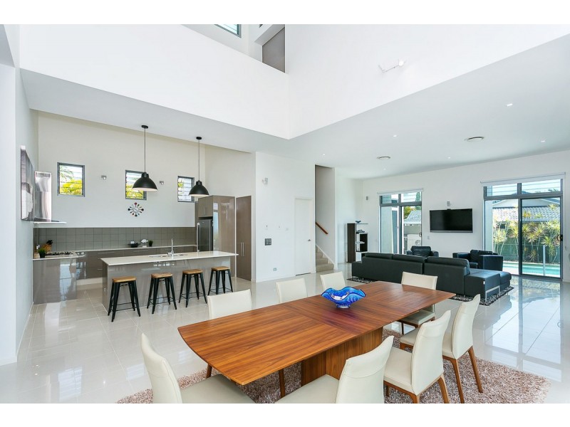 68 Strawberry Road, Mudgeeraba QLD 4213