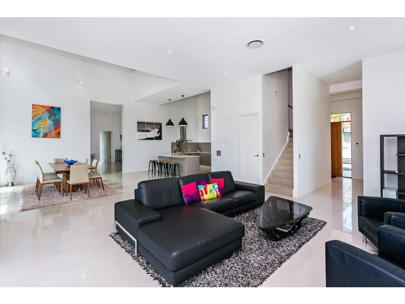 68 Strawberry Road, Mudgeeraba QLD 4213