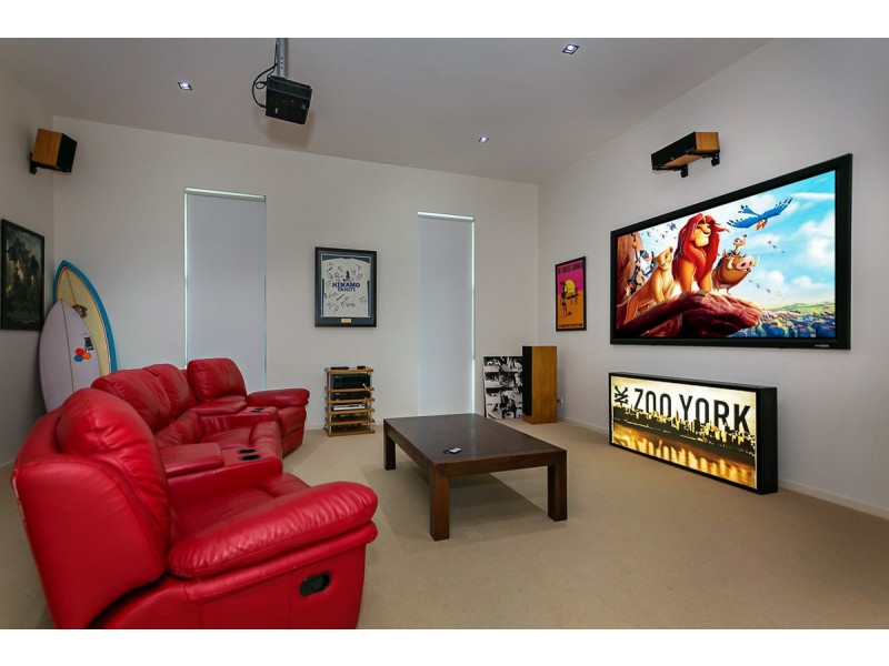 68 Strawberry Road, Mudgeeraba QLD 4213