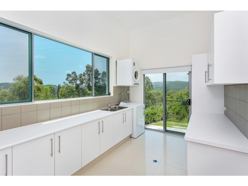 68 Strawberry Road, Mudgeeraba QLD 4213