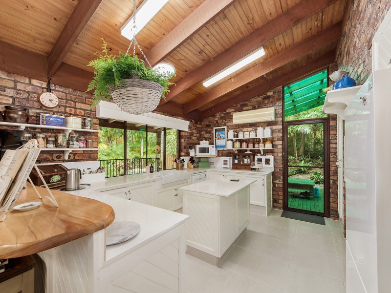 60 Goolabah Drive, Tallebudgera QLD 4228