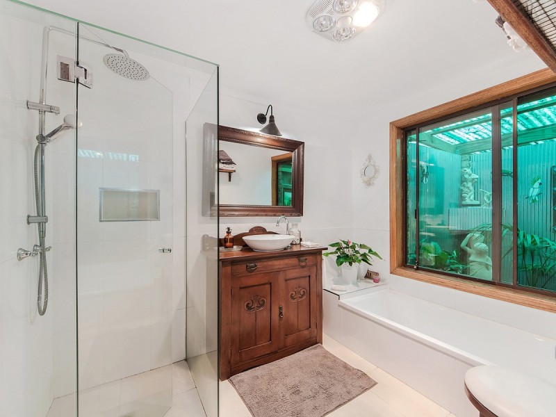 60 Goolabah Drive, Tallebudgera QLD 4228