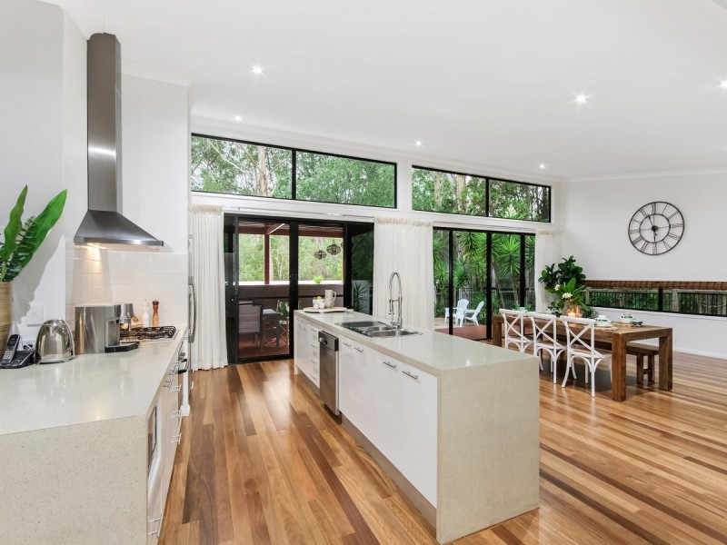 2 Observatory Drive, Reedy Creek QLD 4227