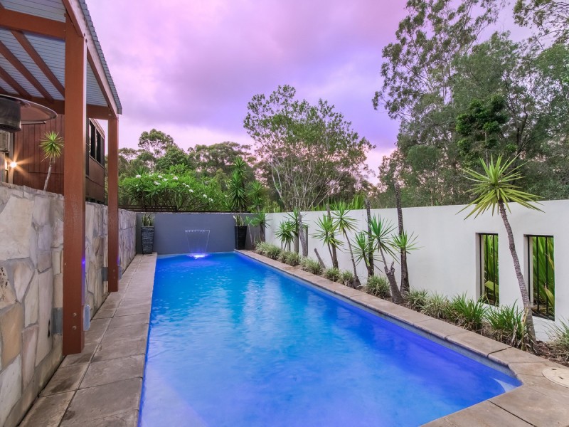 2 Observatory Drive, Reedy Creek QLD 4227