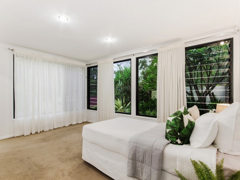 2 Observatory Drive, Reedy Creek QLD 4227