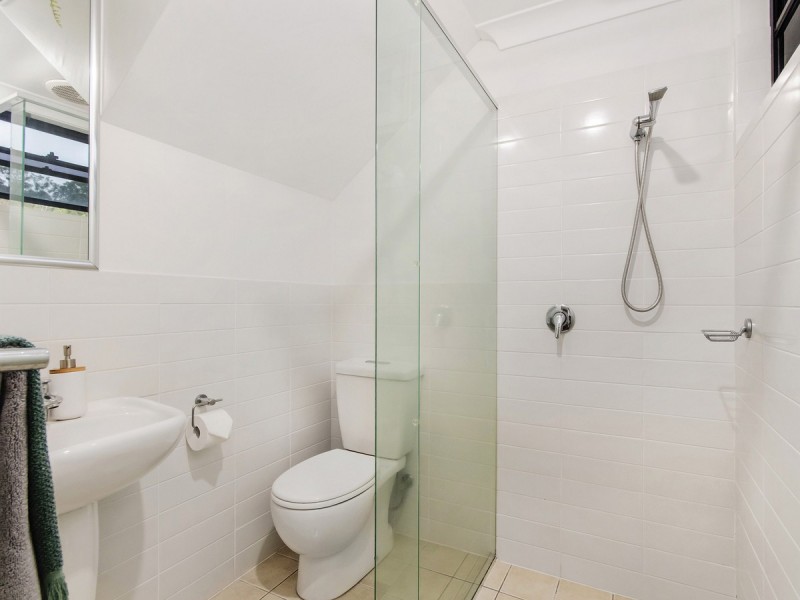 2 Observatory Drive, Reedy Creek QLD 4227