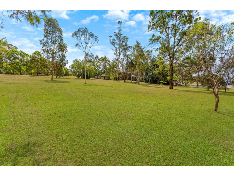 2 Kurilpa Street, Worongary QLD 4213