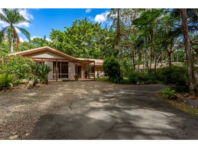 17 Random Way, Worongary QLD 4213