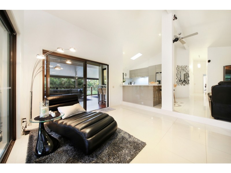 417B Tallebudgera Connection Road, Tallebudgera QLD 4228