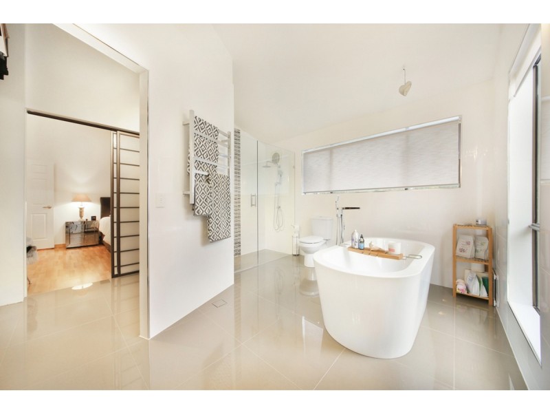 417B Tallebudgera Connection Road, Tallebudgera QLD 4228