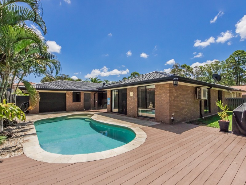 24 Greenbank Circuit, Carrara QLD 4211
