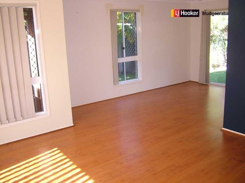 27 Parklake Drive, Mudgeeraba QLD 4213