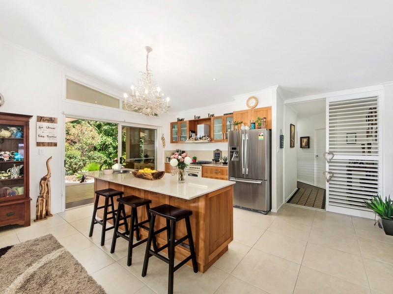 11 Thomas Waters Road, Tallebudgera Valley QLD 4228